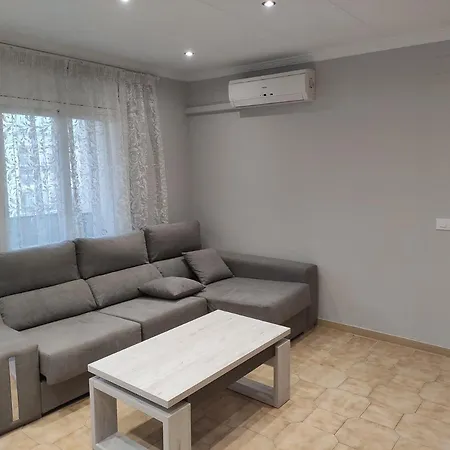 Piso De 4 En El Centro De רוזס