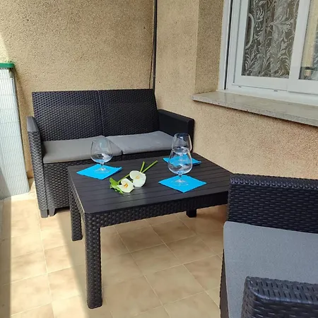 Apartment Piso De 4 En El Centro De Roses